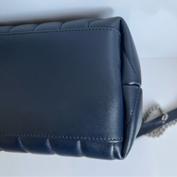 Saint Laurent Medium LouLou  ❌ Pending Sale ❌ - Picture 7 of 16